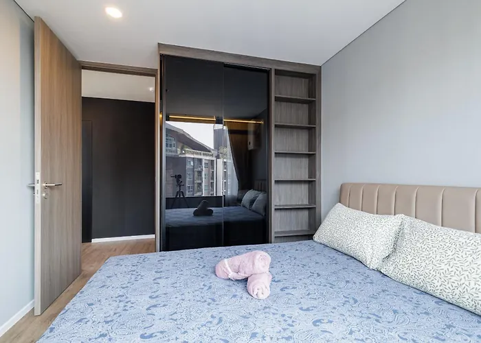 Apartment Loft 二房可住4人 近jodd夜市 游泳池